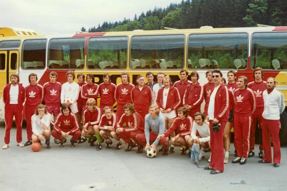 Polens größte Fußballelf aller Zeiten im kleinen Murrhardt zu Gast Die polnische Nationalelf war gern gesehener Gast im Hotel Sonne-Post und wurde „mit viel Liebe und Herzlichkeit“ aufgenommen. Archivfoto