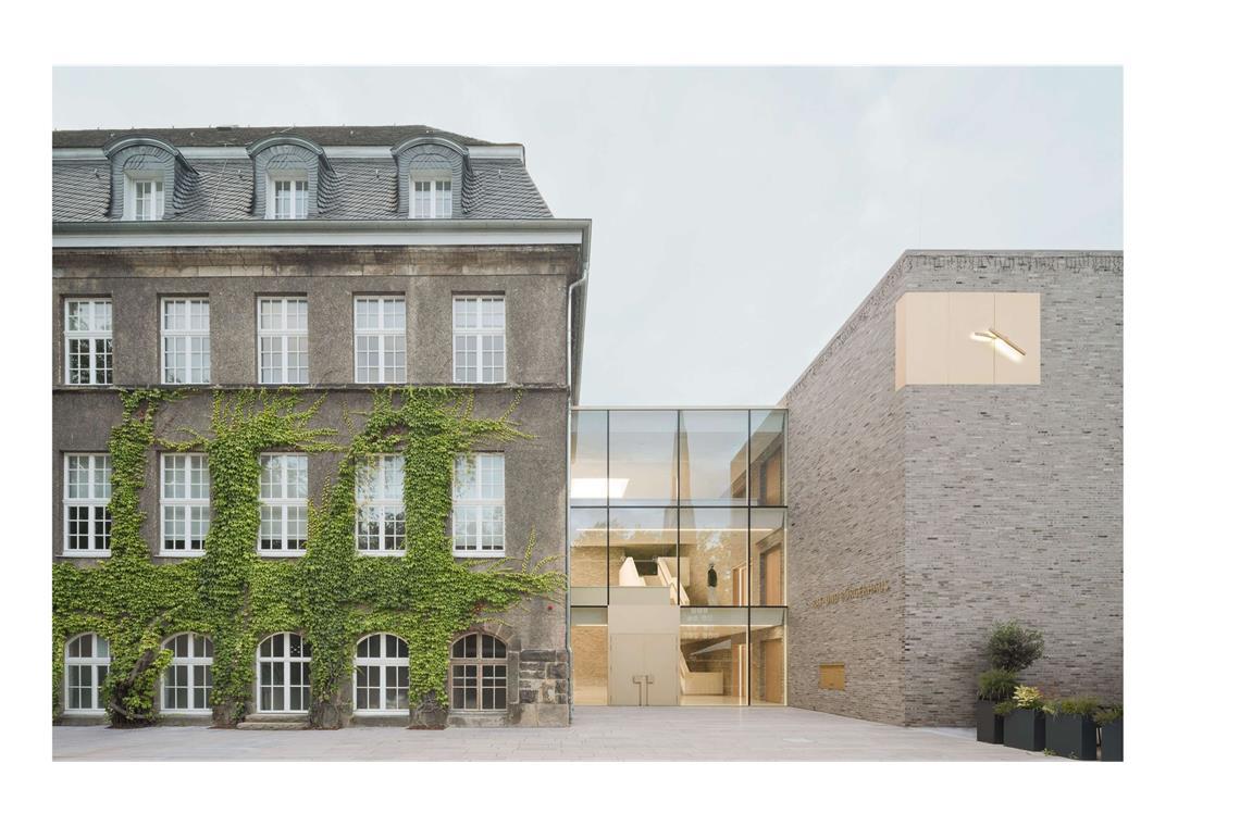 Deutschlands bestes Haus steht in Berlin-Neukölln . . . der Anbau des Rat- und Bürgerhauses in Holzwickede in Nordrhein-Westfalen von bez + kock.