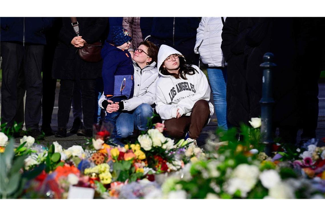 Trauer, Entsetzen und viele offene Fragen ... mehr als 200 Menschen wurden verletzt.