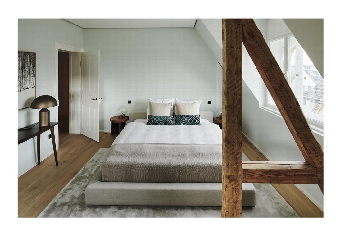 8 der interessantesten Schlafzimmer in Stuttgart und der Region . . . noch eines in dezenten Hellgrüngrautönen sowie.