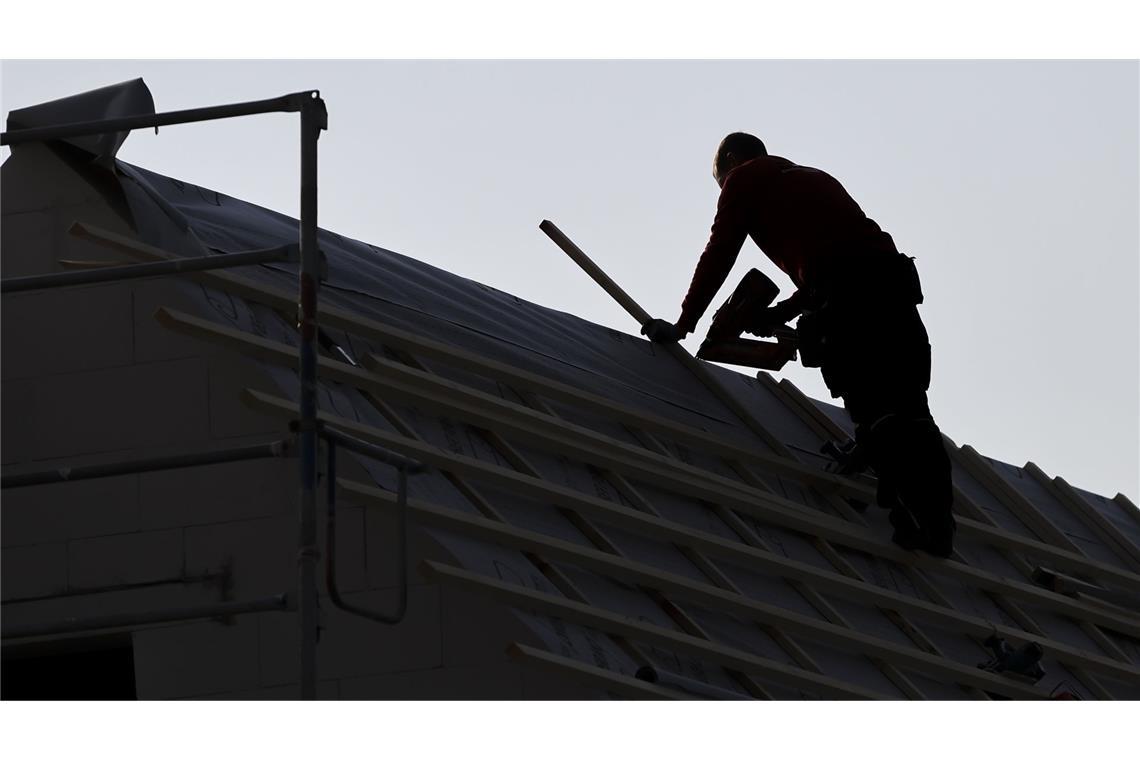 10.000 Euro für eine Reparatur verlangten mutmaßliche Betrüger (Archivbild).