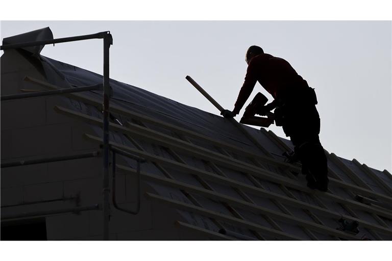 10.000 Euro für eine Reparatur verlangten mutmaßliche Betrüger (Archivbild).