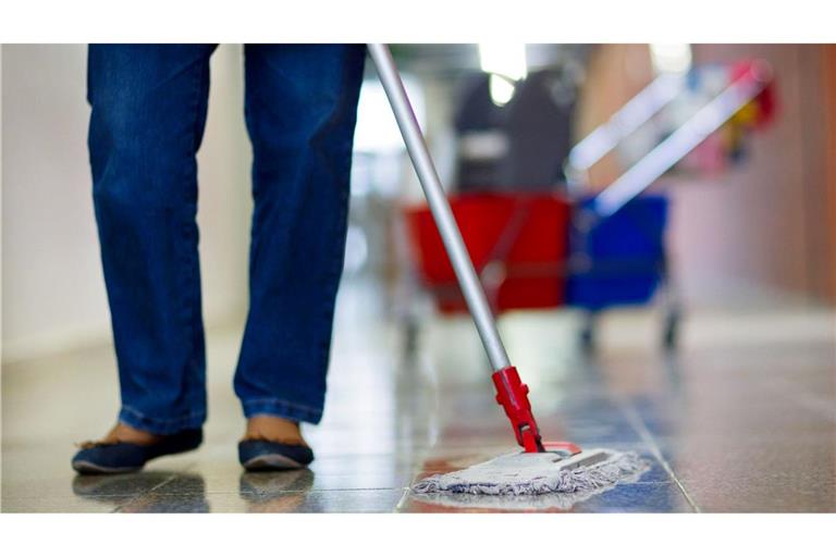 11 Prozent der Haushalte in Deutschland beschäftigen laut IW eine Haushaltshilfe. (Symbolfoto)