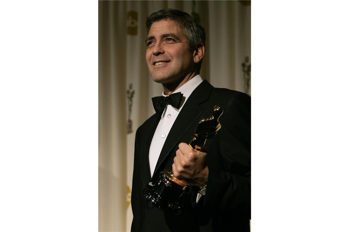 John Krasinski und seine – teils fragwürdigen – Vorgänger 1997 und 2006: George Clooney