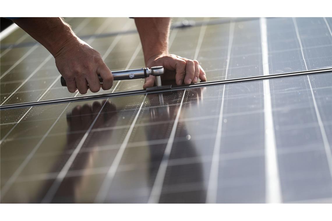 Deutschland braucht zusätzliche Fachkräfte für die Energiewende 350.000 zusätzliche Fachkräfte sind in Deutschland nötig, um die Energiewende zu schaffen. (Symbolbild)
