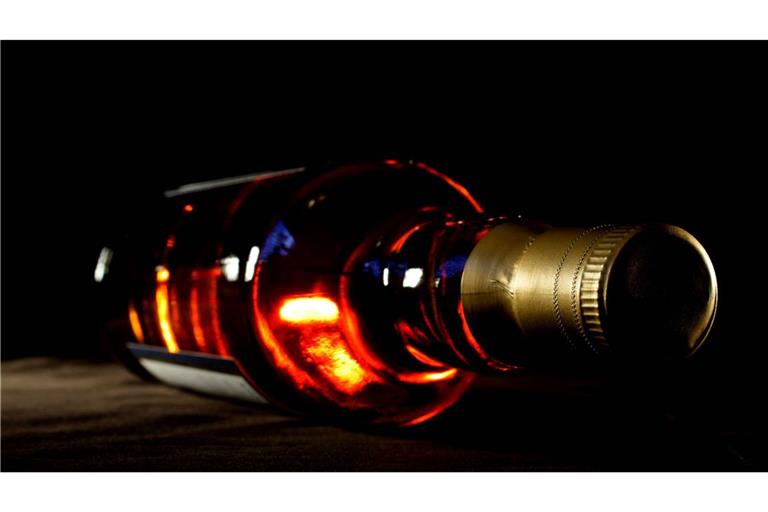 46 Flaschen Whiskey werfen in Appenweier im Ortenaukreis Fragen auf. (Symbolbild)