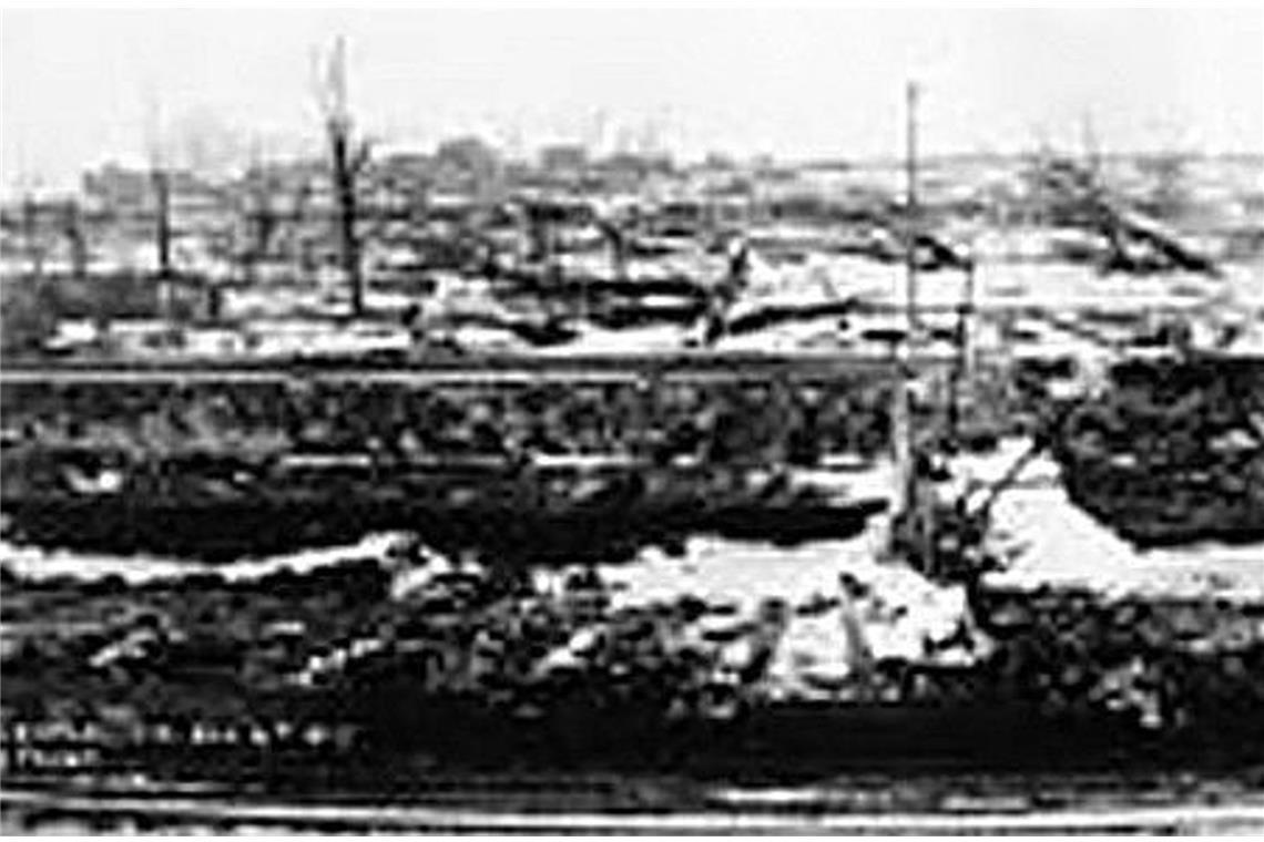 In Messines reißt die größte Explosion des Ersten Weltkriegs 10.000 Deutsche in den Tod 6. Dezember 1917 – Halifax-Explosion: 2300 Tonnen Pikrinsäure, 63 Tonnen Schießbaumwolle und 200 Tonnen TNT explodierten nach einer Kollision zwischen dem französischen Munitionsfrachter Mont Blanc und dem norwegischen Dampfschiff Imo. Weite Teile der kanadischen Stadt Stadt wurden zerstört. Sprengkraft: 2960 Tonnen TNT.