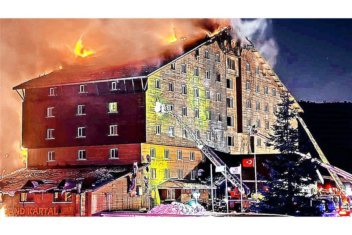 Viele Hotels dichtgemacht – Die Türkei kämpft um ihren Ruf als Urlaubsland 78 Menschen sind bei einem Hotelbrand in der Provinz Bolu Ende Januar gestorben.