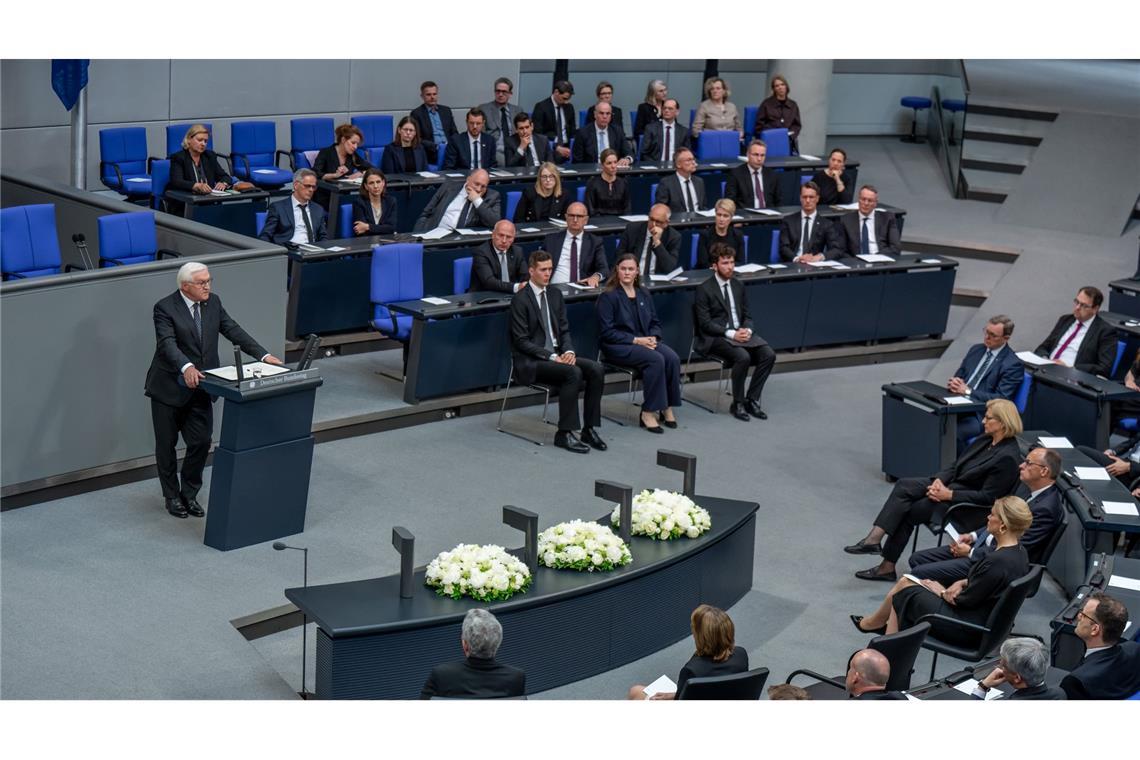 Steinmeier fordert Festhalten an Lehren aus der NS-Diktatur 80 Jahre nach Kriegsende: Bundespräsident Steinmeier ruft zum Festhalten an den Lehren aus der NS-Diktatur auf.