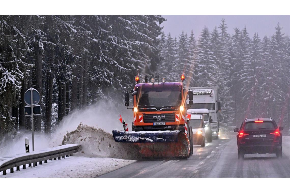Erster Herbststurm fegt übers Land – dann schneit es Ab 400 Meter könnte der Schnee liegen bleiben.