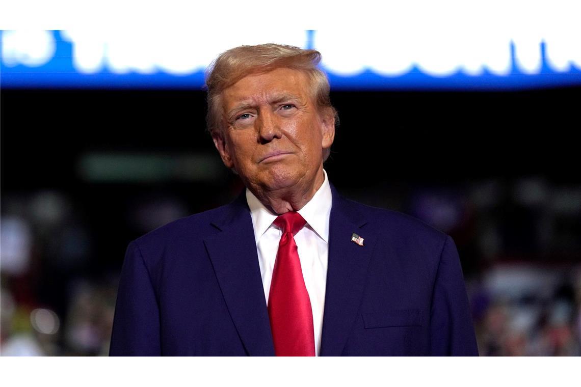 Machtwechsel rückt näher: US-Wahlleute besiegeln Trumps Sieg Ab dem 20. Januar waltet er wieder im Weißen Haus: Donald Trump. (Archivbild)