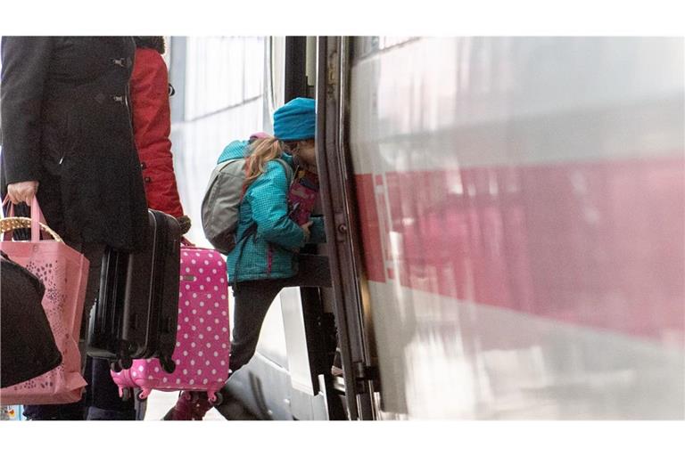 Ab Sonntag verkauft die Bahn Familientickets für 60 Euro (Symbolbild).