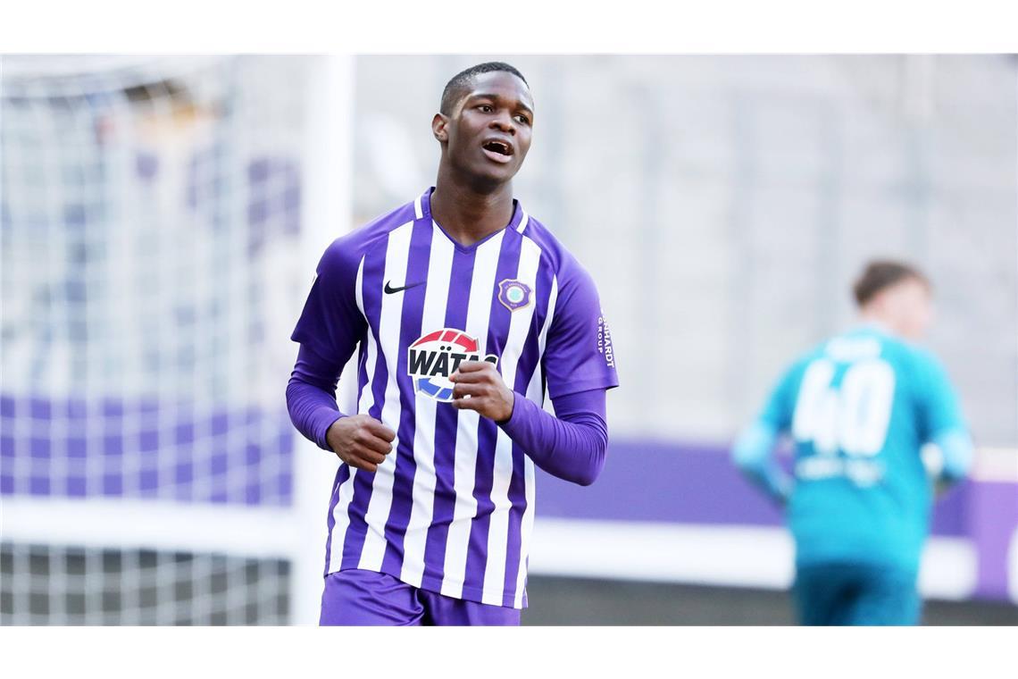 Abdoulie Mboob (hier als Probespieler im Dress des FC Erzgebirge Aue) spielte zuletzt beim Oberligisten Türkischer SV Singen.