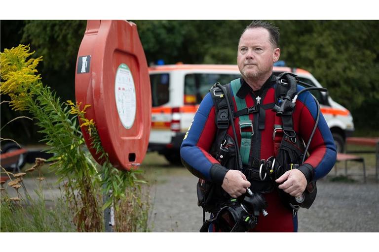 Achim Maier ist mit 57 Jahren der dienstälteste Rettungstaucher der DLRG im Kreis Ludwigsburg. 