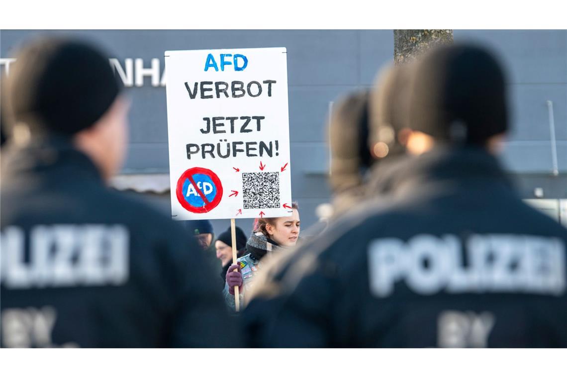 Gutachten: Chancen für AfD-Verbotsantrag stehen gut