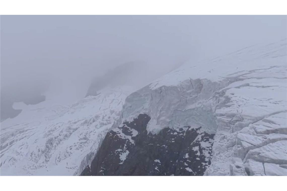 Aktuell herrscht in der Gegend hohe Lawinengefahr.