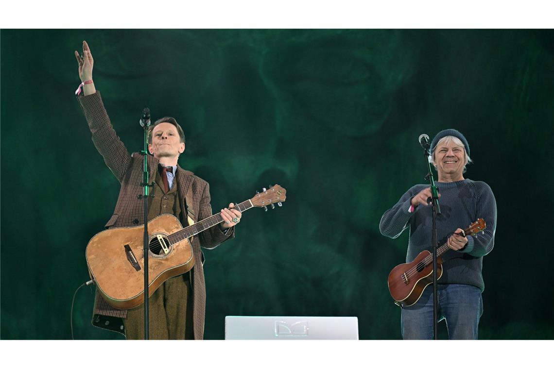 Marx, Munch und viele Macher: Chemnitz ist Kulturhauptstadt Alexander Scheer und Andreas Dresen treten bei der Eröffnungsshow von Chemnitz als Europäische Kulturhauptstadt auf.