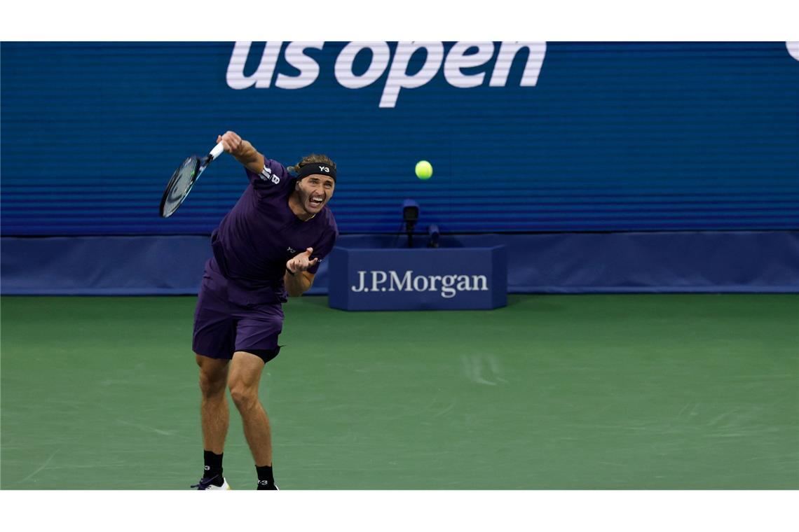 Sechs Matchbälle: Zverev schafft nächsten Schritt Alexander Zverev leistete sich Fehler und Schwächephasen, kam aber trotzdem ohne Satzverlust weiter.