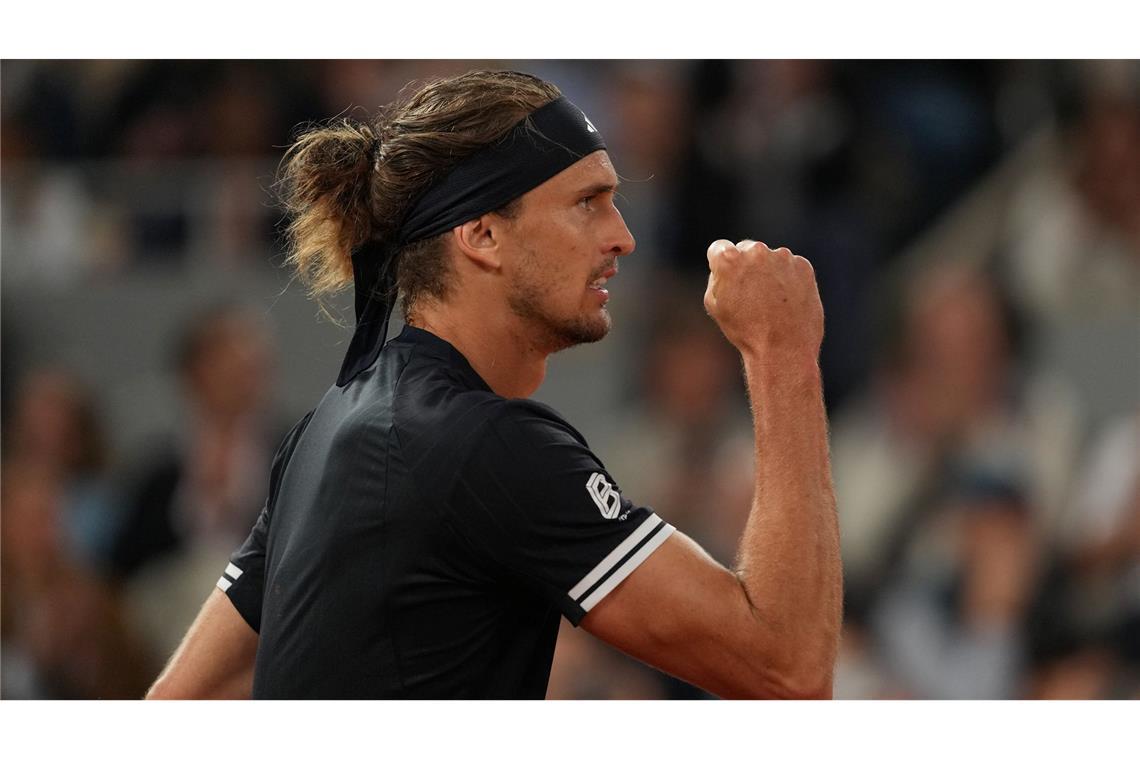 Alexander Zverev will in Paris noch zwei Siege bejubeln.
