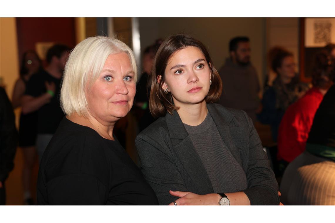 Grünen-Spitze kündigt ihren Rückzug an Alexandra Pichl (links) und Hanna Große Holtrup, Landesvorsitzende von Bündnis 90/ Die Grünen (Archivbild)