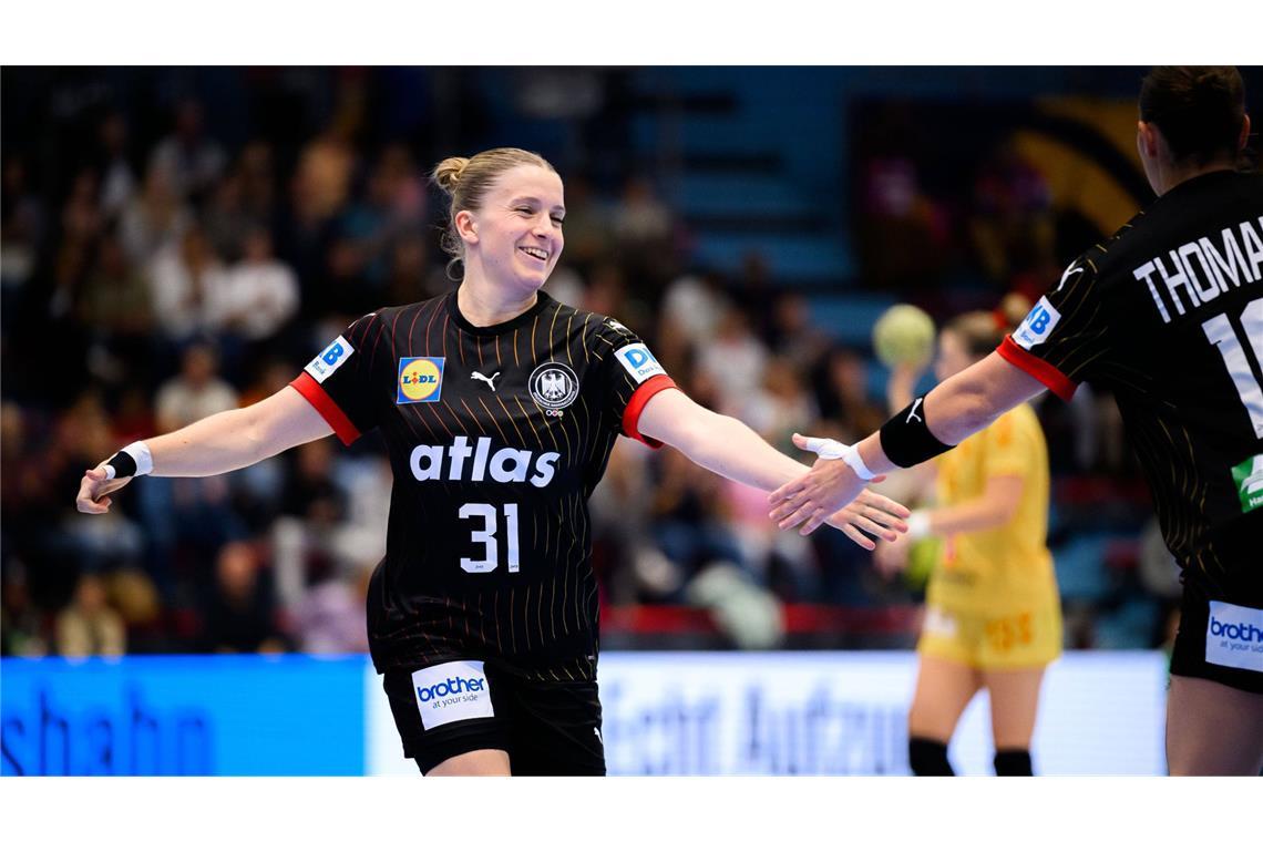 Alexia Hauf gab 2022 ihr Debüt in der deutschen Nationalmannschaft und spielt aktuell für die HSG Blomberg-Lippe in der Bundesliga. Länderspiele: 32, Alter: 27 Jahre