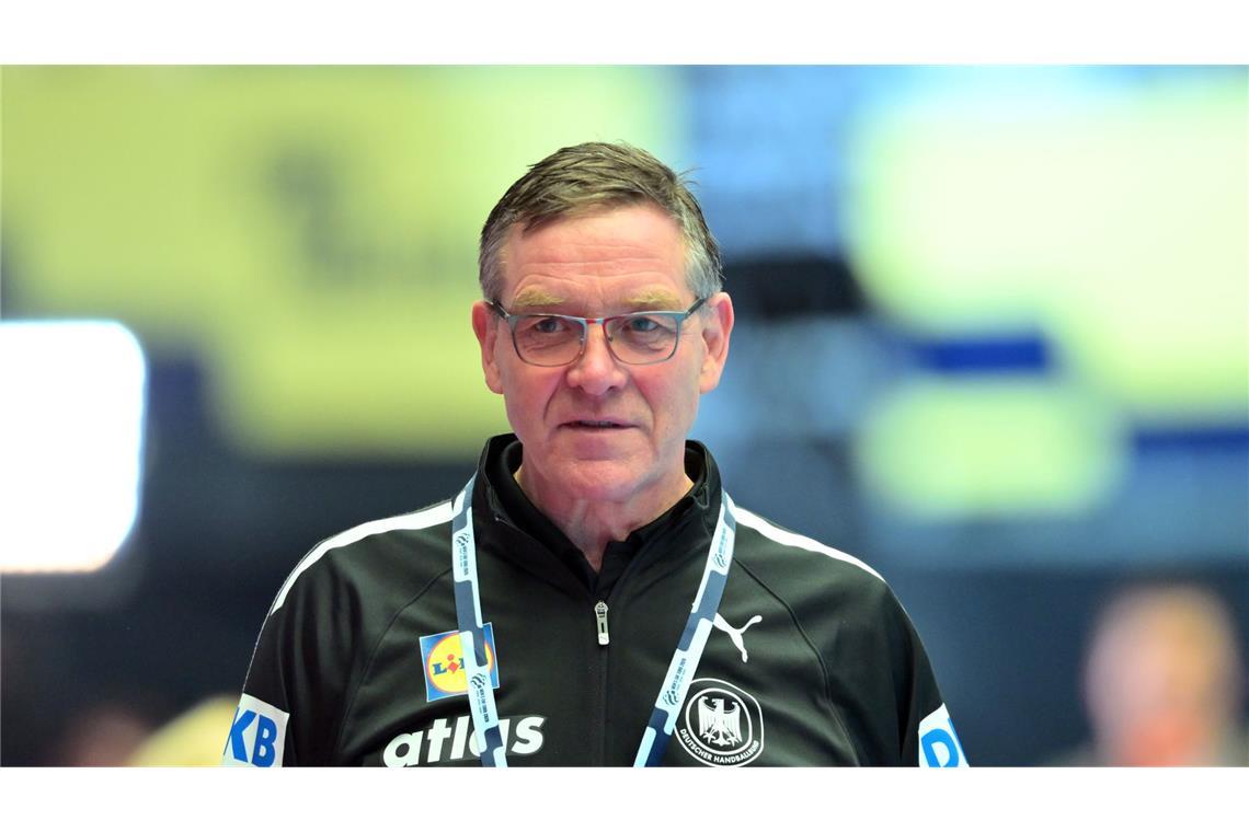 Alfred Gislason bleibt bis Olympia 2028 Handball-Bundestrainer. (Archivbild)