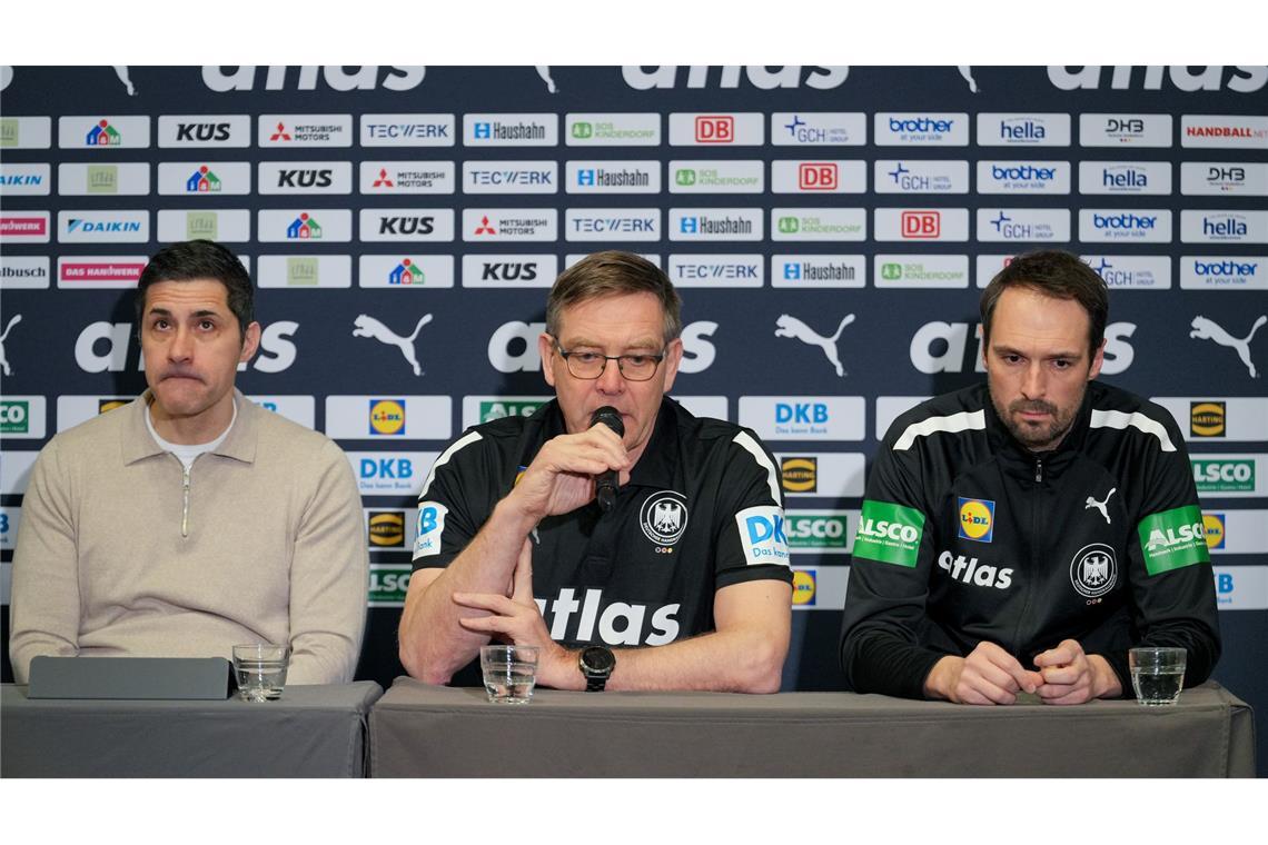 Frust pur: Handballer nach WM-Aus im Stimmungstief Alfred Gislason will trotz des vorzeitigen WM-Scheiterns als Bundestrainer weitermachen.