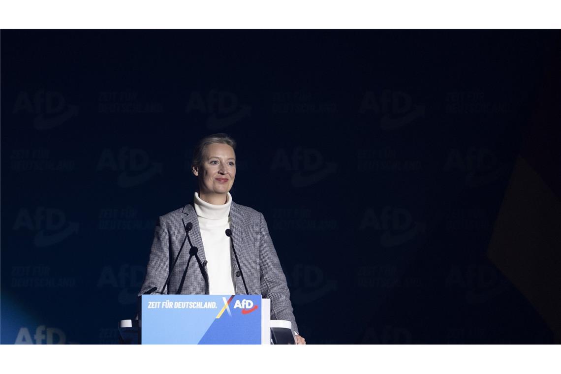 Was verdient Alice Weidel? Alice Weidel ist seit 2017 Mitglied im Deutschen Bundestag.