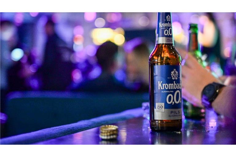 Alkoholfreies Bier liegt ohnehin im Trend, Partys ohne Alkohol passen dazu. (Symbolbild)