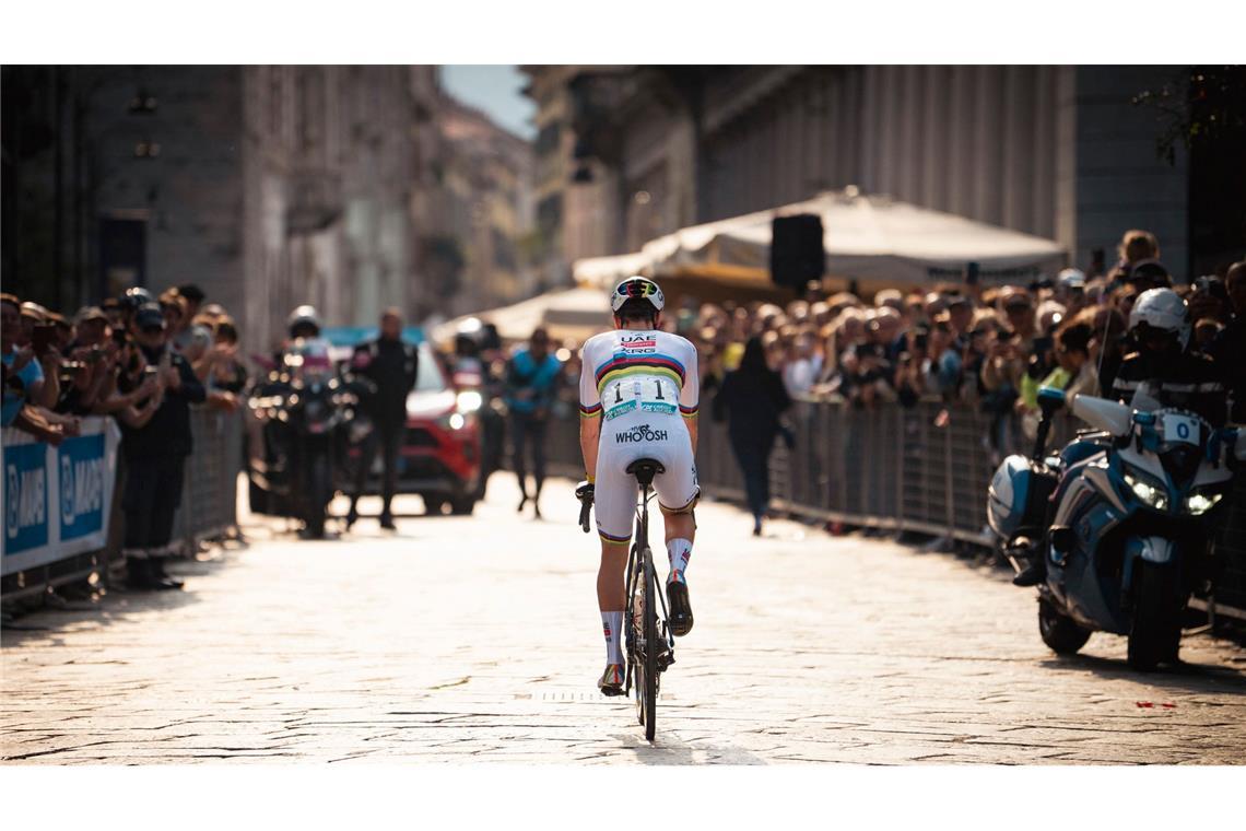 Coppi-Rekord geknackt: Pogacar gewinnt Lombardei-Rundfahrt Alle Augen waren auf Weltmeister Tadej Pogacar gerichtet.