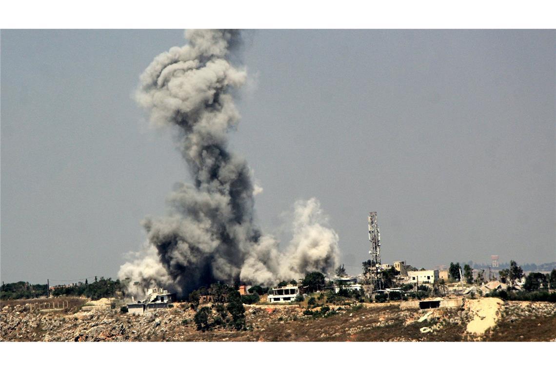 Allein am Sonntag zählten libanesische Medien rund 90 israelische Angriffe im Süden.