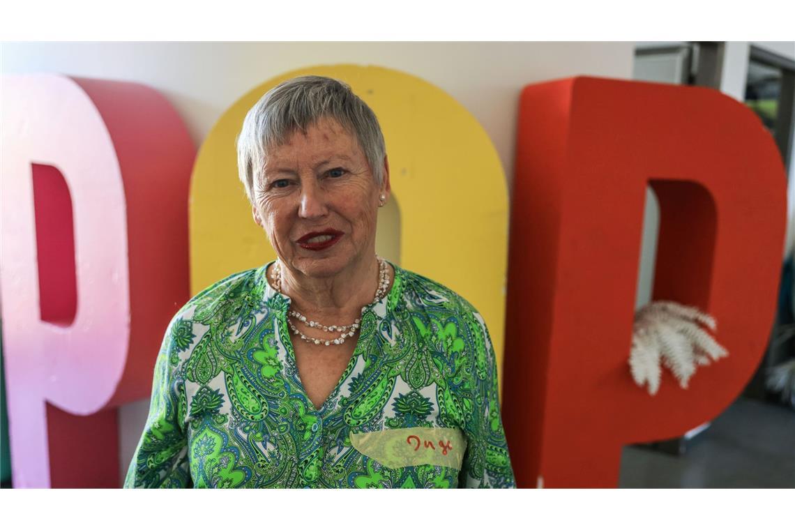 Uschi legt auf – wenn Seniorinnen DJ werden Als Inge Dobrinski tanzen ging, gab es noch keinen DJ.