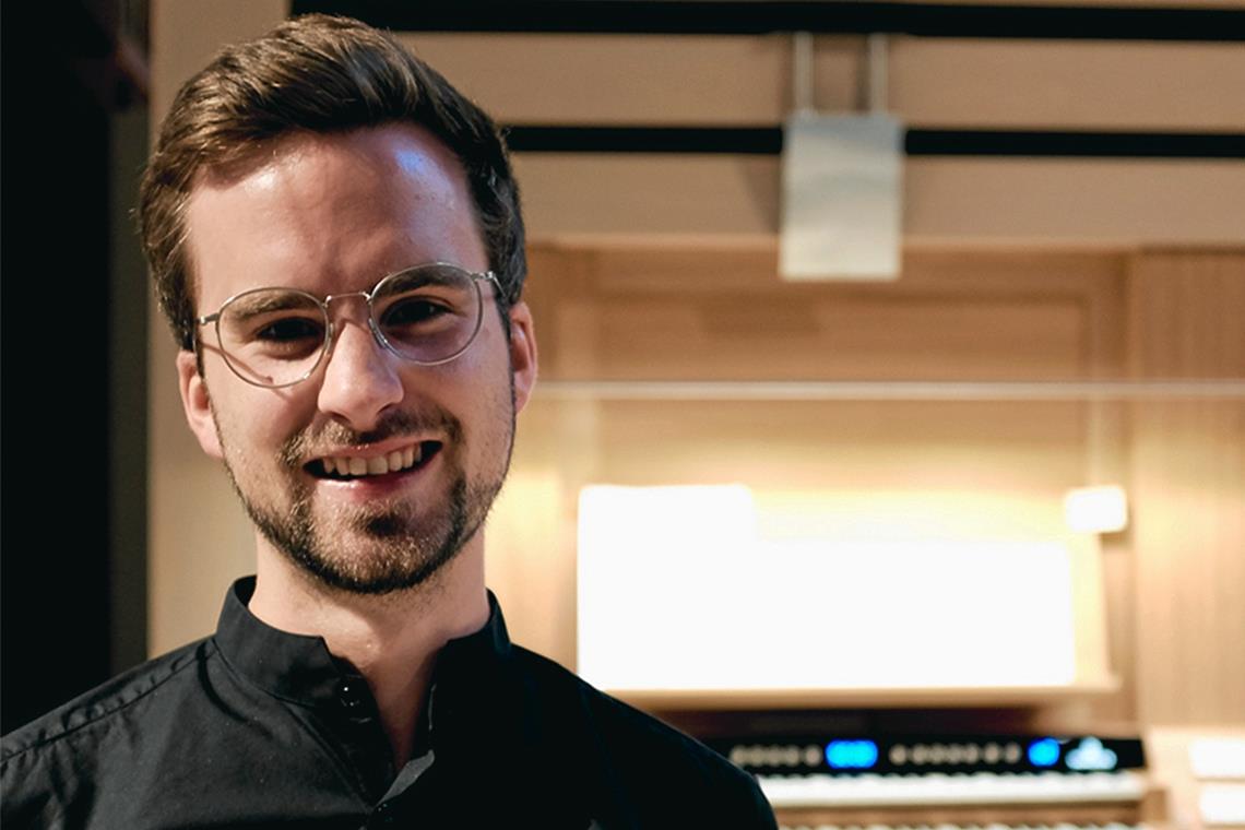 „Wir haben für die CD alle Register gezogen“ Als Lukas Nagel ein Konzert an der Mühleisen-Orgel gab, entstand die Idee, ihre klanglichen Möglichkeiten in einer Aufnahme mit einem Strauß an Werken zu präsentieren. Foto: privat