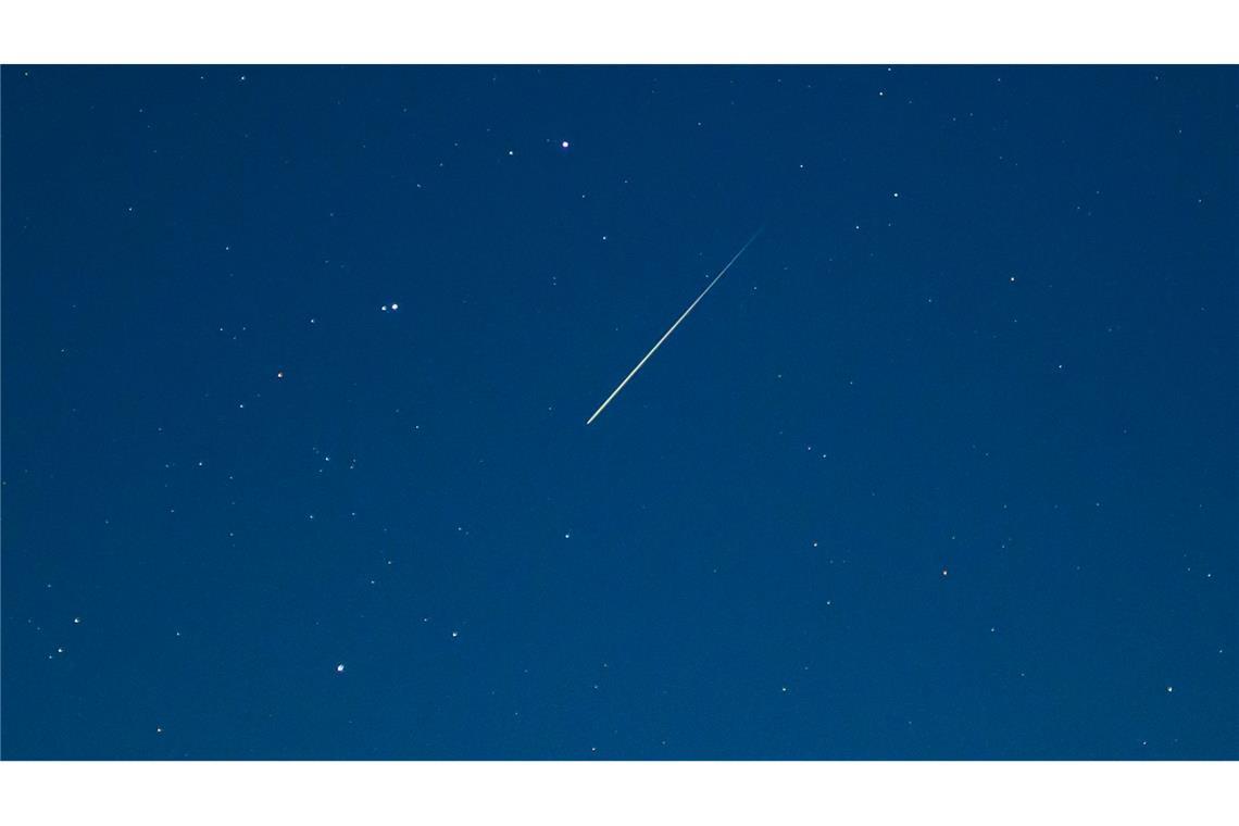 Als Sternschnuppenmonat schlechthin gilt der August. (Illustration)