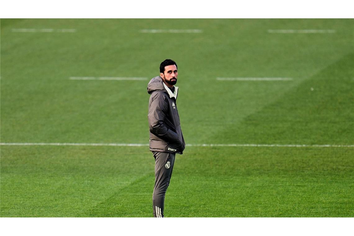 Alvaro Arbeloa leitet das Training bei Real Madrid.