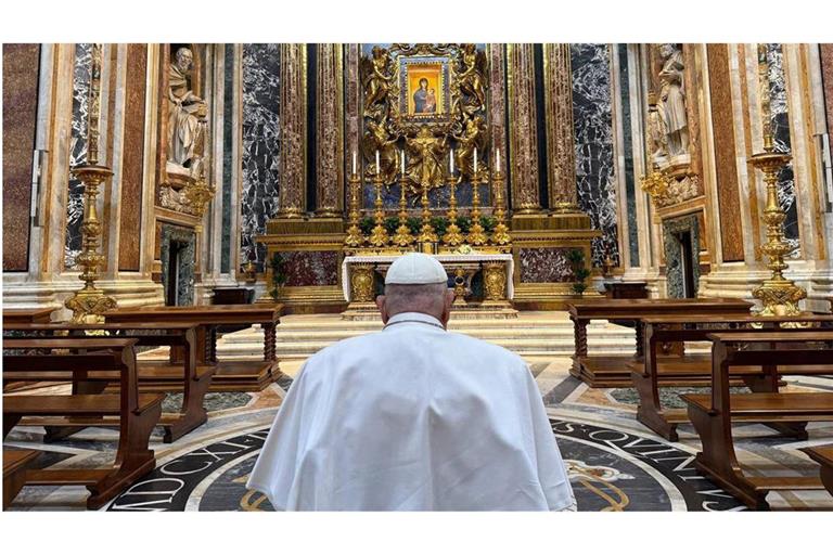 Am 12. April betete Franziskus zum letzten Mal in seiner römischen Lieblingsbasilika, Santa Maria Maggiore vor dem Gnadenbild der Muttergottes.