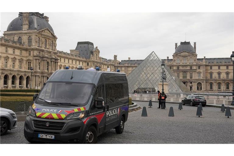 Am 19. Oktober kam es zu dem spektakulären Einbruch in den Pariser Louvre.