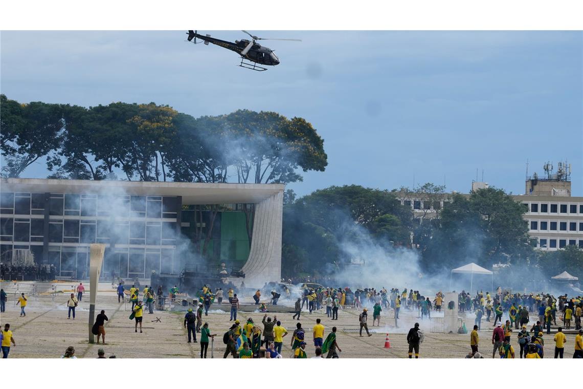Am 8. Januar 2023, wenige Tage nach Lulas Amtsantritt, stürmten Anhänger des Rechtspolitikers den Kongress, das Oberste Gericht und den Präsidentenpalast in Brasília. (Archivbild)