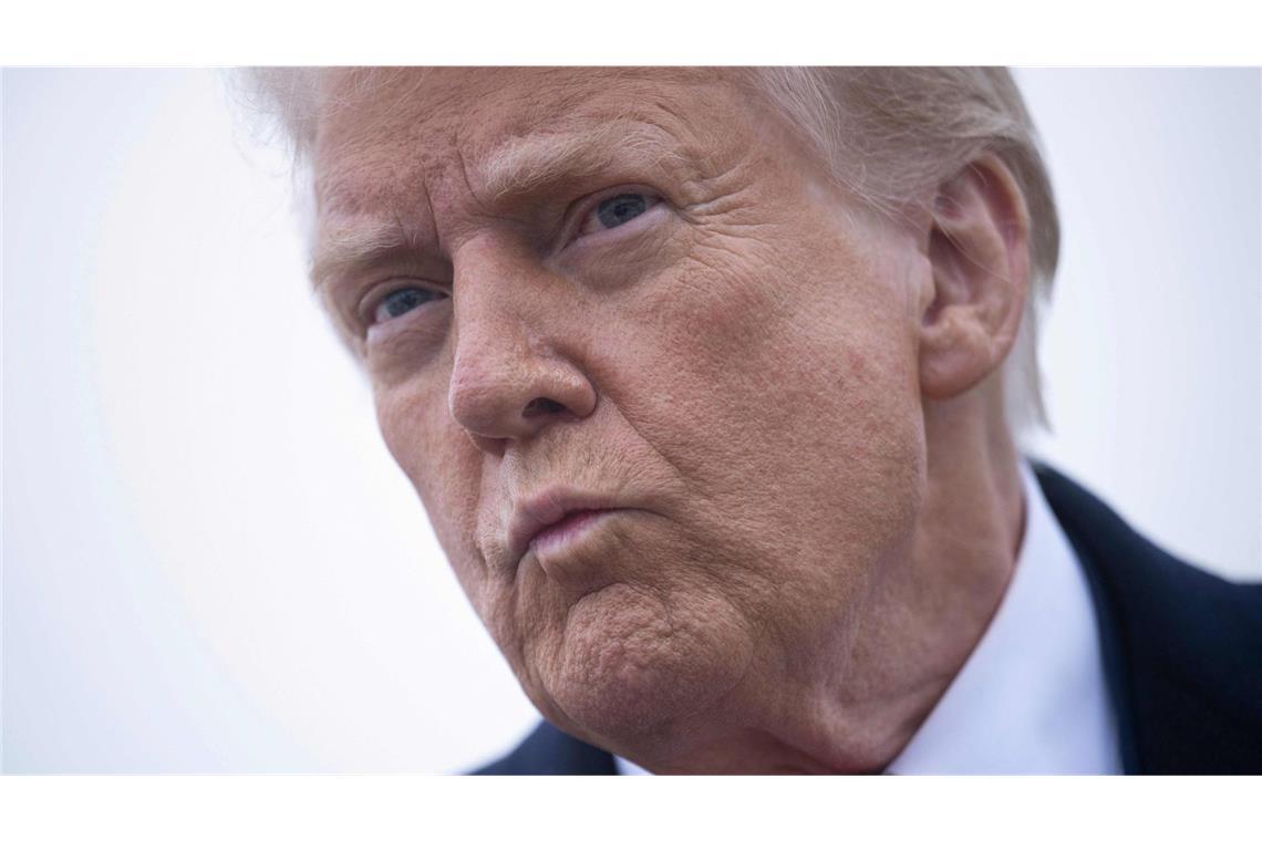 Donald Trump will mit Putin sprechen Am Dienstag will sich US-Präsident Donald Trump mit dem russischen Machthaber treffen.