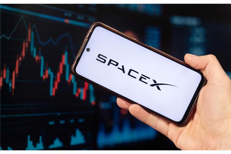 Am Freitag, dem 12. Juni 2026 steht der größte Börsengang in der Geschichte bevor. SpaceX mit einer Bewertung von 1,75 Billionen Dollar. So können deutsche Privatanleger einsteigen.
