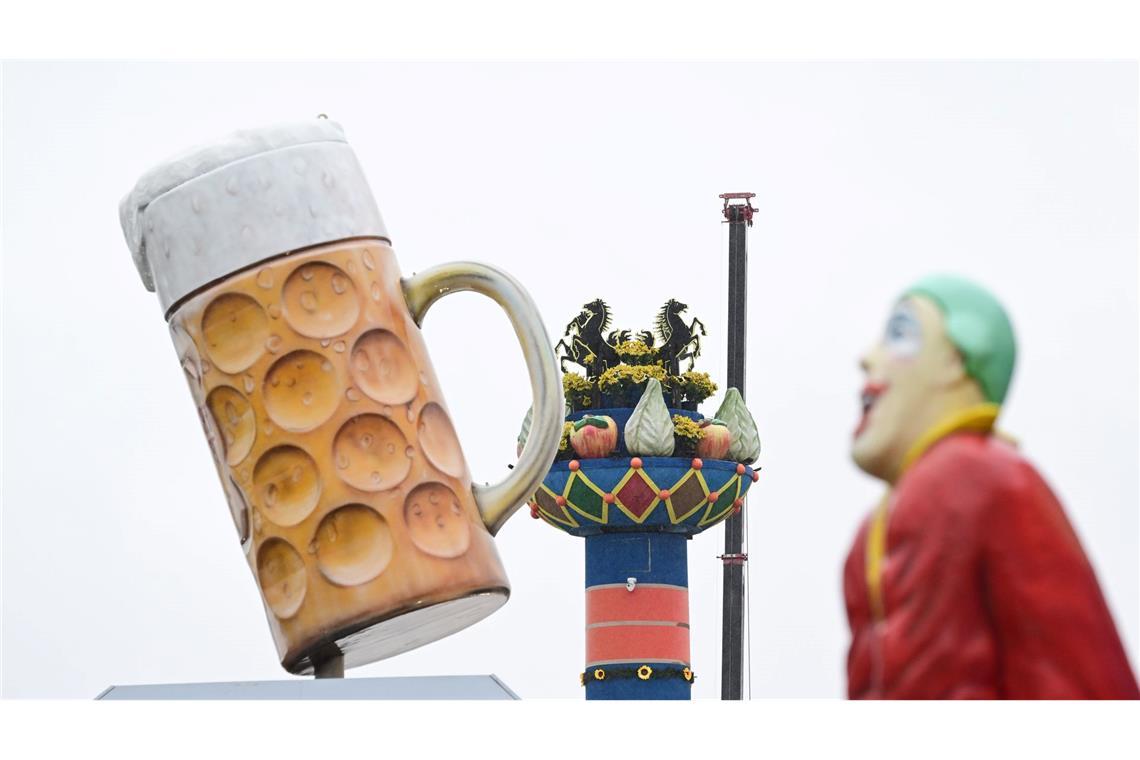 Wasen-Wirte stellen sich auf schlechtere Wirtschaftslage ein Am Freitag startet auf dem Cannstatter Wasen das zweitgrößte Volksfest Deutschlands.