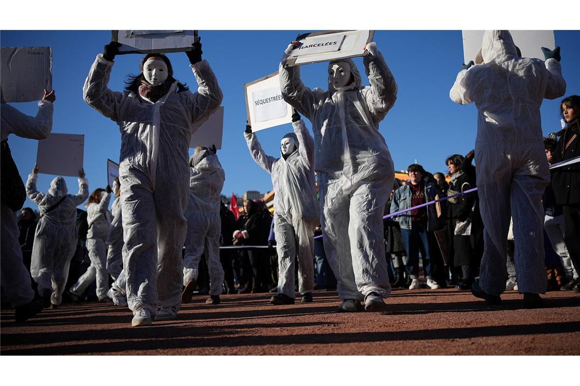 Am Internationalen Tag zur Beseitigung von Gewalt gegen Frauen gibt es stets Protestaktionen.