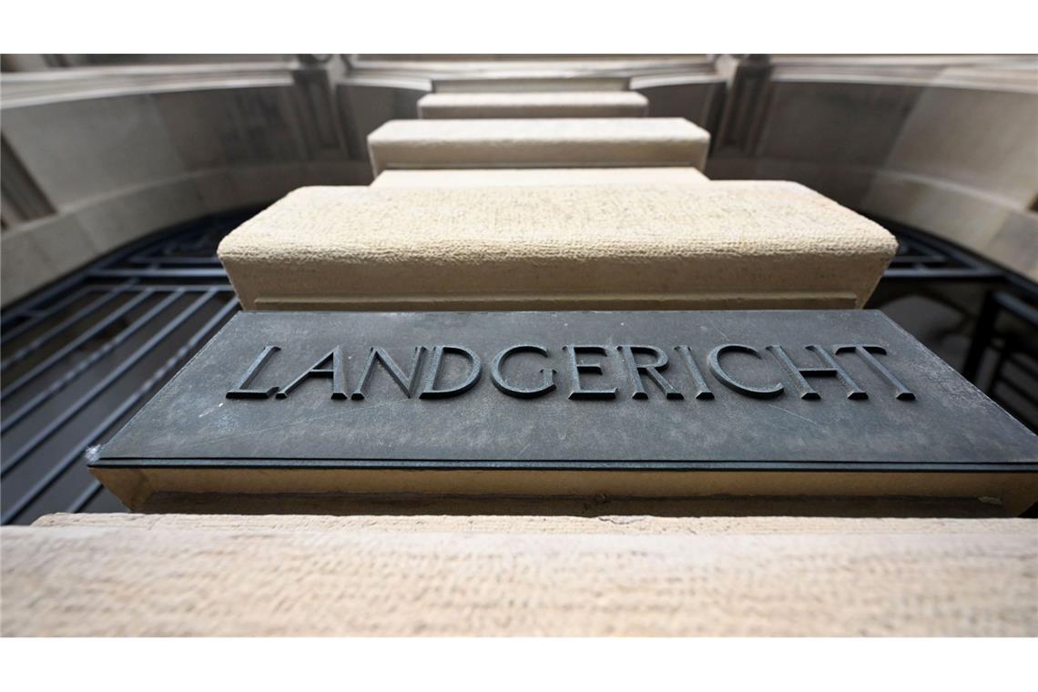 Angeklagter in Mordprozess: "Ich war wie von Sinnen" Am Landgericht Karlsruhe wird wegen des mutmaßlichen Mordes an einem 63-Jährigen verhandelt. (Archivbild)