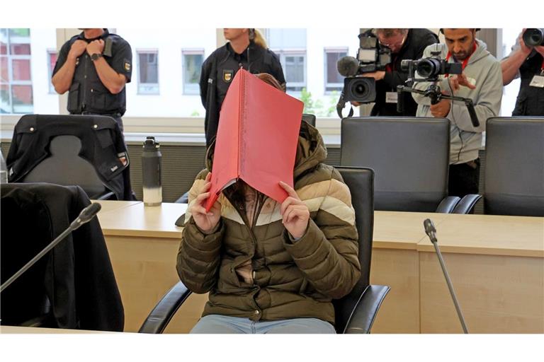 Am Landgericht Rostock wird der Prozess um den gewaltsamen Tod des achtjährigen Fabian aus Güstrow fortgesetzt.