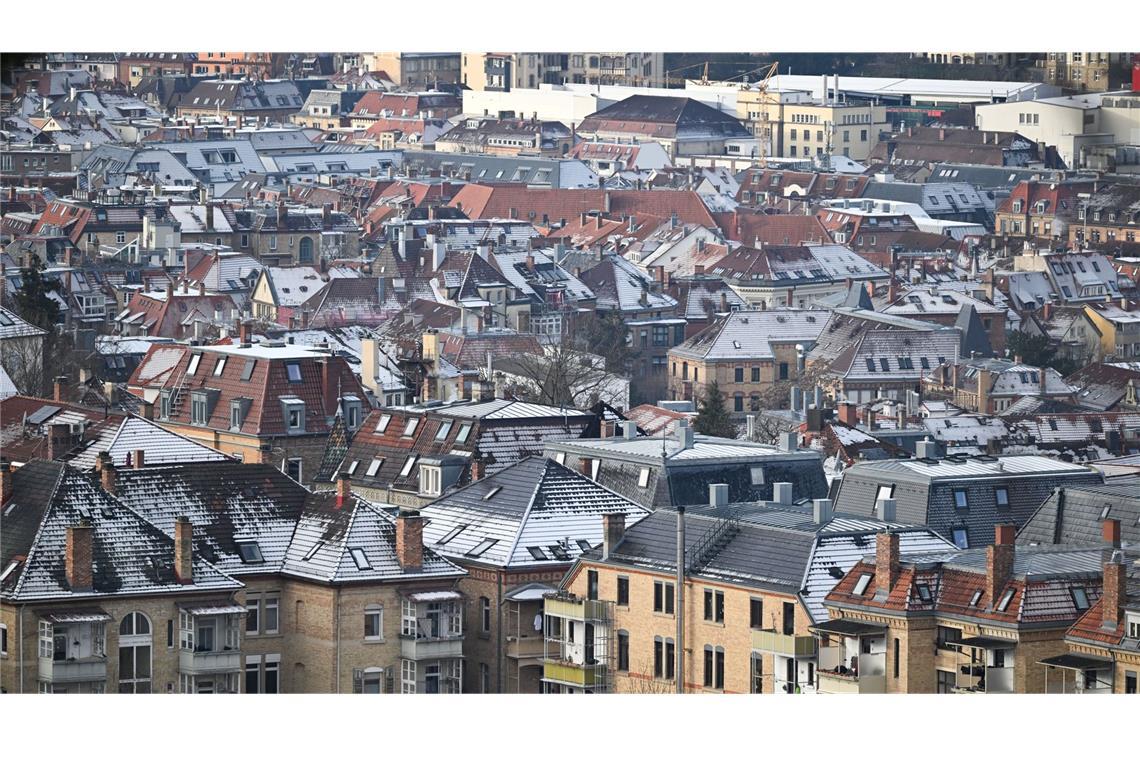 Am Neujahrstag können in Baden-Württemberg vereinzelt Schneeflocken fallen (Symbolbild).