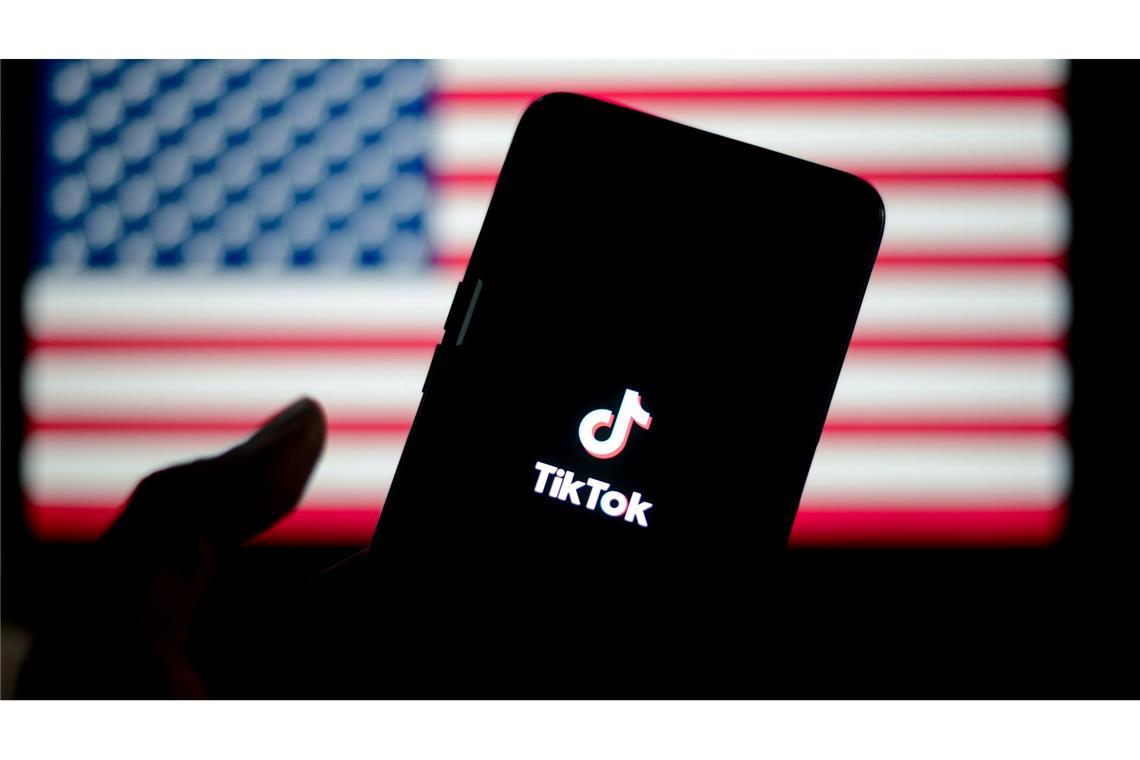 Tiktok kehrt in den USA plötzlich wieder zurück Am Sonntag war Tiktok plötzlich wieder zurück.