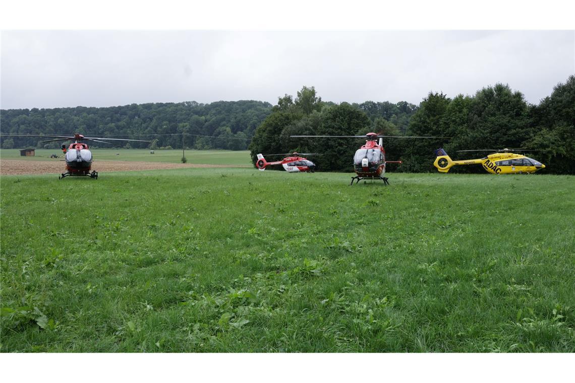 Feuerwehr: Rund 50 Verletzte bei Zugunglück
