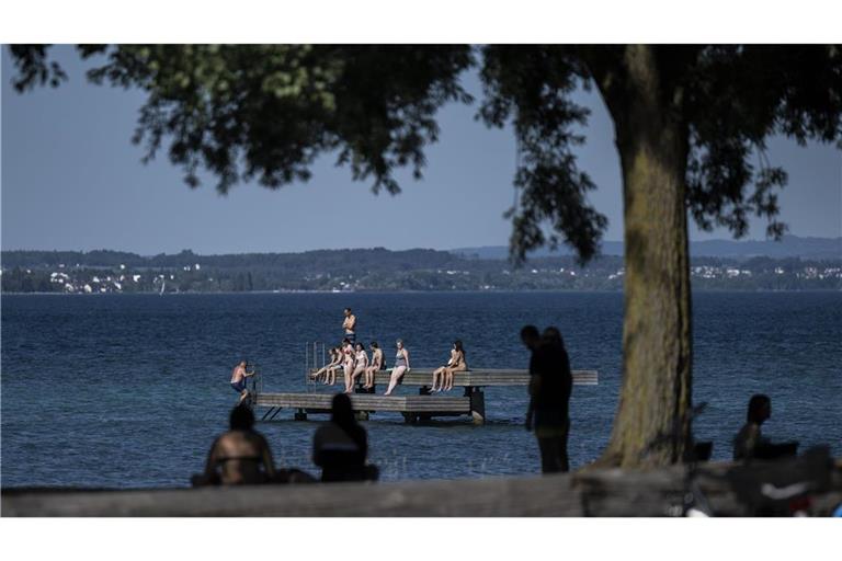 Am Wasser lässt es sich am Mittwoch vielerorts am besten aushalten.