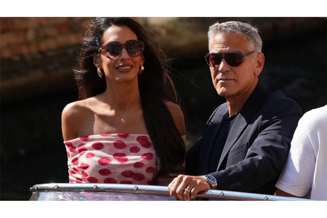 Amal Clooney und George Clooney am 4. September 2026 bei ihrer Ankunft zur Veranstaltung „The Future of Creativity“ im Rahmen der 83. Filmfestspiele von Venedig. 