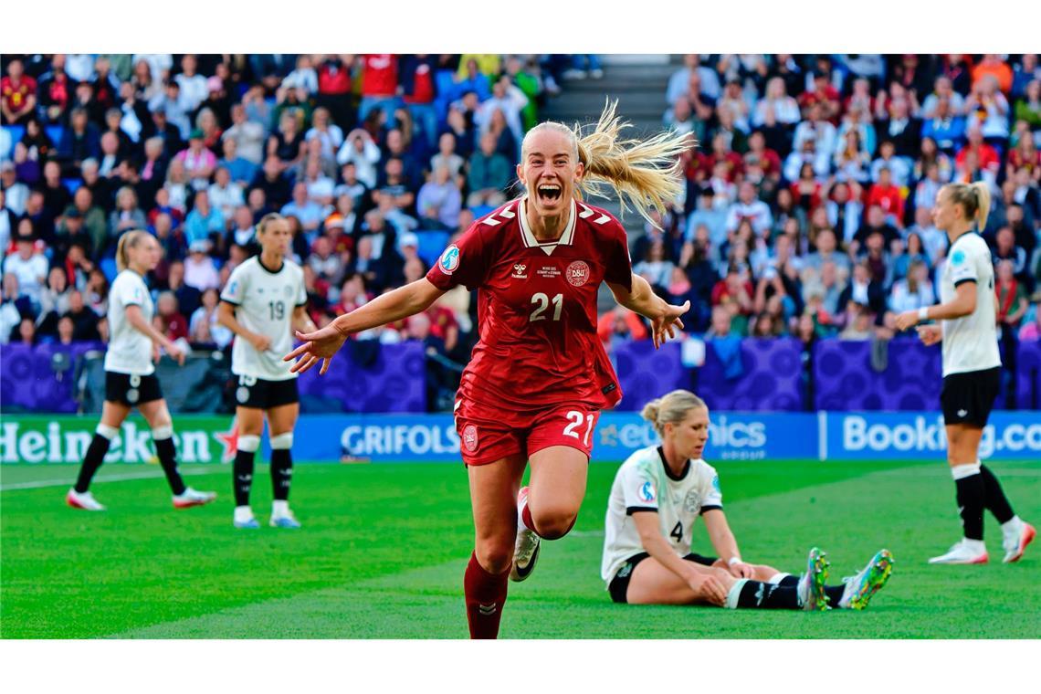 "Mentalitätssieg" und Schweden-Hilfe: DFB-Team in K.o.-Runde Amalie Vangsgaard bringt Dänemark in Führung.